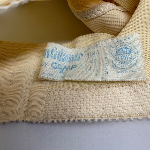 Confidante by Camp Beige Wire-Free Support Bra Size 34C Vintage Union Made - Picture 3 of 3